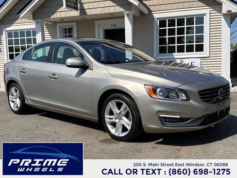 Used 2015 Volvo S60 T5 Premier FWD image 1