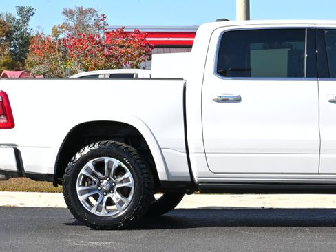 Used 2021 RAM 1500 Limited image 5