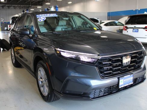 Used 2024 Honda CR-V EX-L image 3