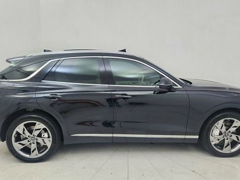 Used 2025 Genesis Electrified GV70 Advanced w/ Prestige Package image 6