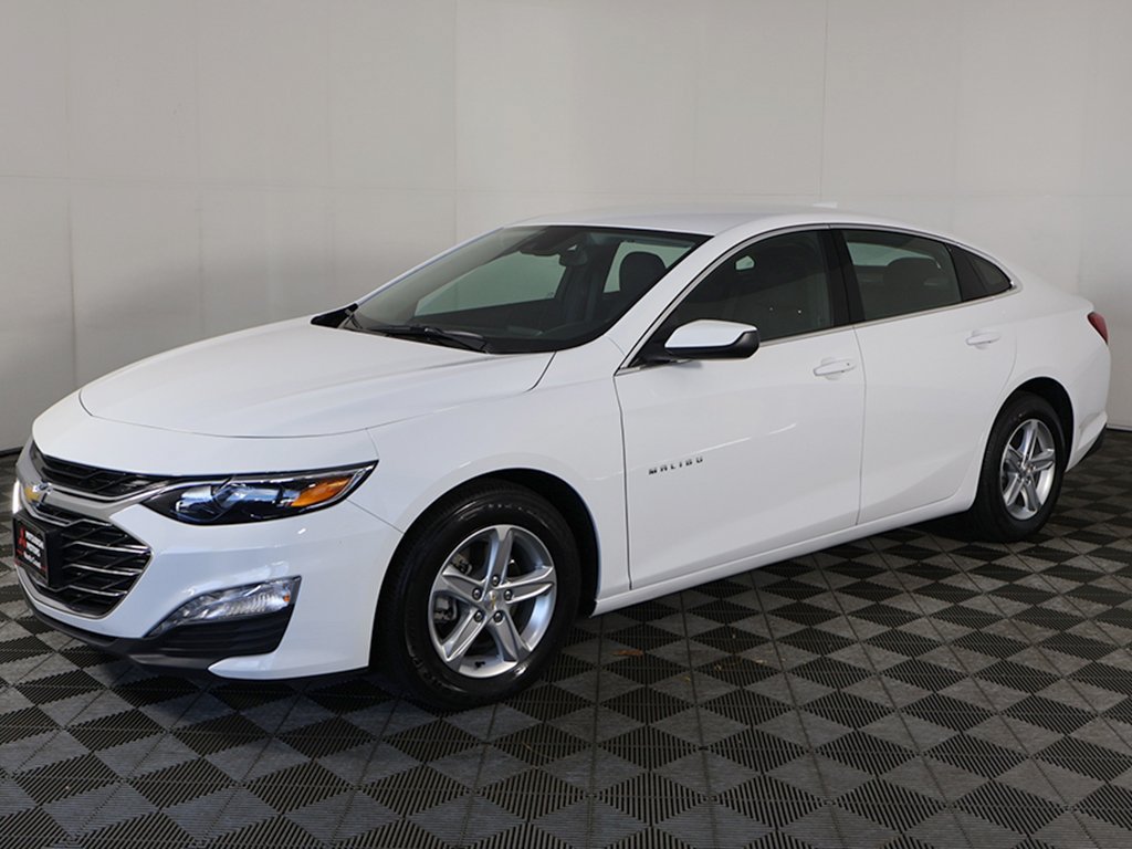 Used 2024 Chevrolet Malibu LT FWD image 7