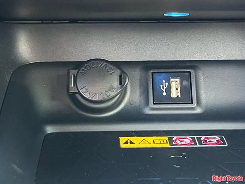 Certified 2024 Toyota RAV4 XSE w/ Advanced Technology Package AWD/4WD image 27