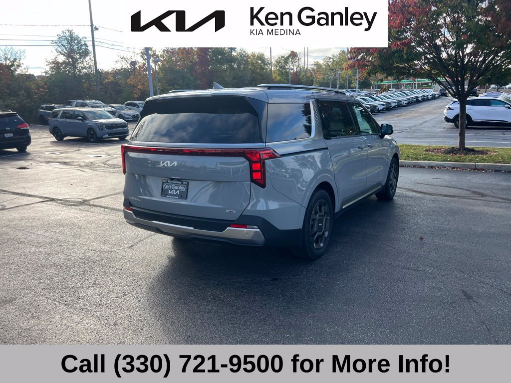 Used 2025 Kia Carnival SX FWD image 6