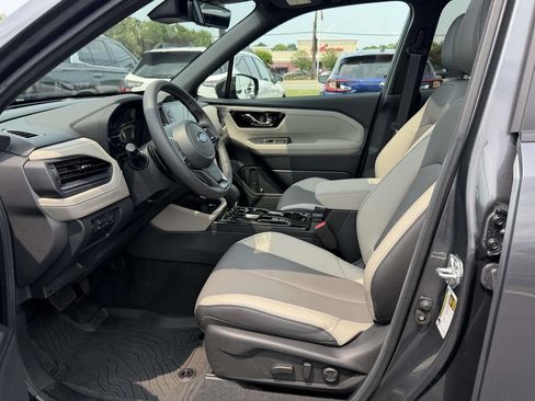 Used 2026 Subaru Forester Limited AWD/4WD image 18