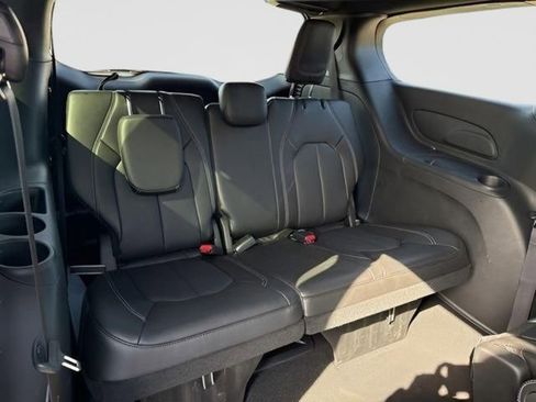 New 2026 Chrysler Pacifica Select w/ S Appearance Package image 34