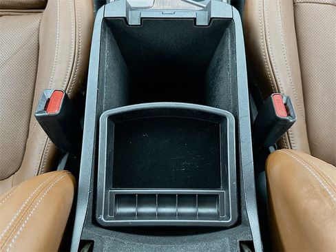 Used 2019 Subaru Ascent Touring image 18