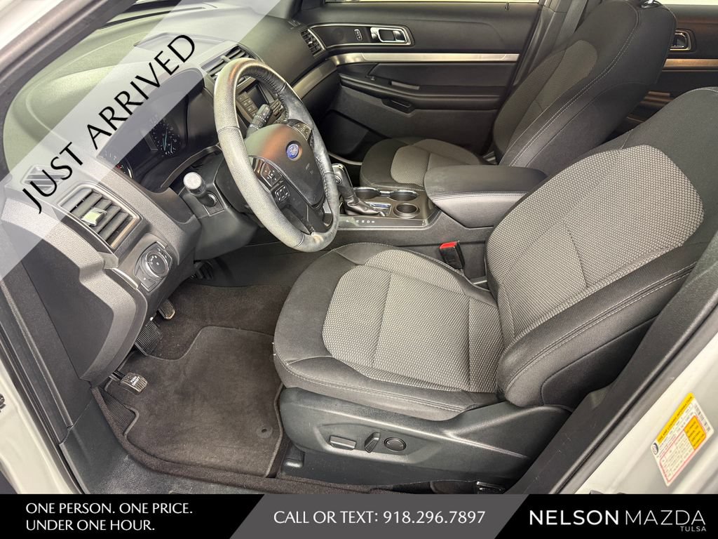 Used 2019 Ford Explorer XLT FWD image 16
