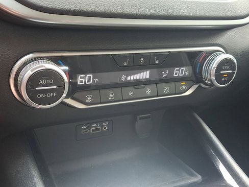 Used 2020 Nissan Altima 2.5 SV FWD image 16