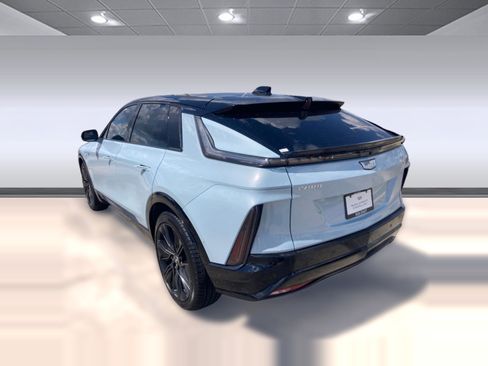 New 2025 Cadillac Lyriq Sport w/ Nappa Leather Package image 3