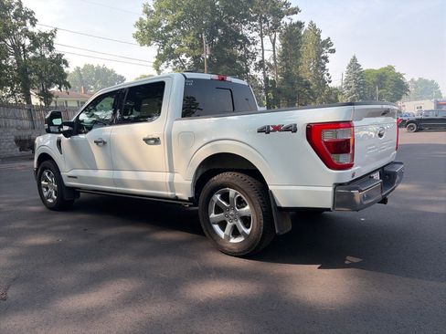 Used 2022 Ford F150 Lariat w/ Equipment Group 502A High AWD/4WD image 4
