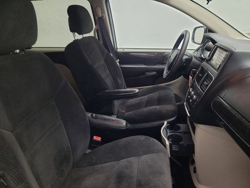 Used 2017 Dodge Grand Caravan SE w/ Power Window Group FWD image 21