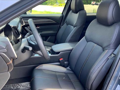 Used 2025 MAZDA CX-50 AWD 2.5 S w/ Weather Package image 13