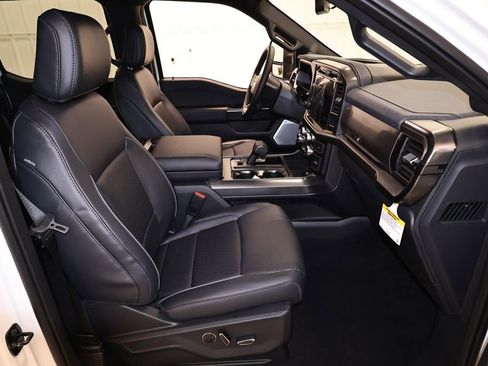 New 2026 Ford F150 Lariat image 17