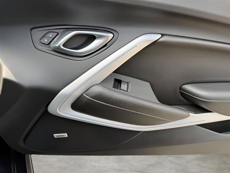 Used 2019 Chevrolet Camaro SS RWD image 31