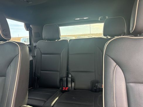 Used 2021 GMC Yukon SLT w/ SLT Luxury Plus Package image 8