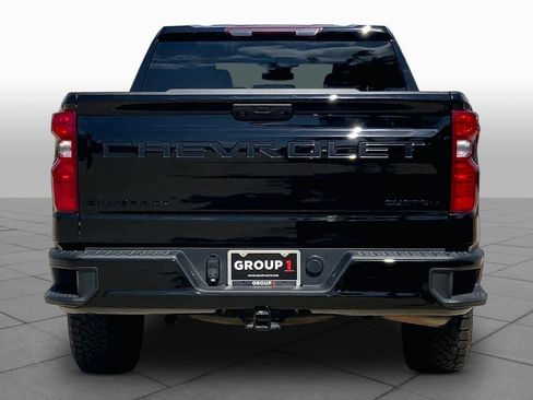 Used 2024 Chevrolet Silverado 1500 Custom w/ Turbomax Blackout Package AWD/4WD image 5