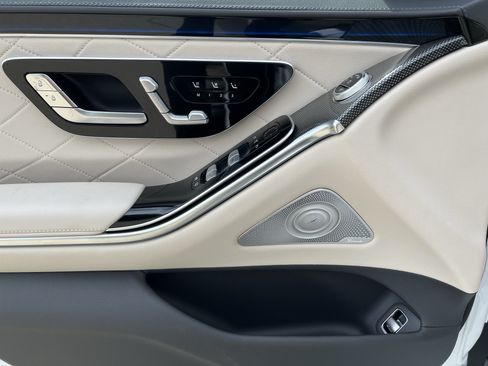 Certified 2025 Mercedes-Benz S 580 4MATIC Sedan image 14