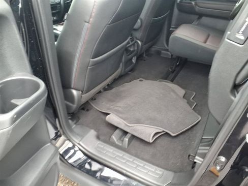 Used 2020 Honda Ridgeline Black Edition image 13