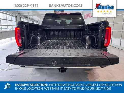 Certified 2025 GMC Sierra 1500 SLT AWD/4WD image 10