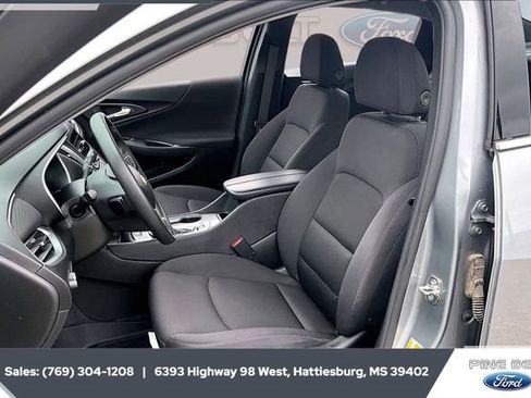 Used 2023 Chevrolet Malibu LT w/ Driver Confidence Package image 18