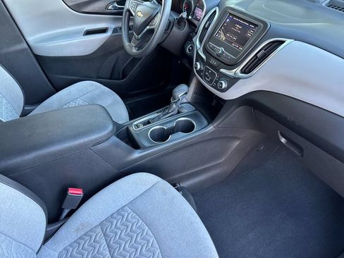 Used 2022 Chevrolet Equinox LT FWD image 17