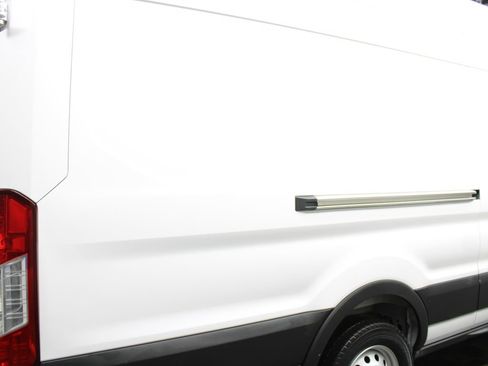 Used 2025 Ford Transit 250 148 High Roof Extended AWD w/ Load Area Protection Package image 30