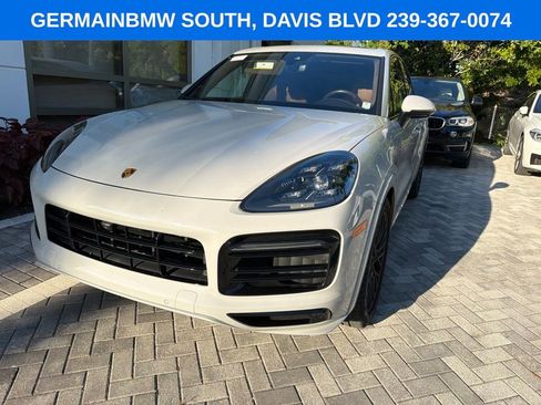 Used 2022 Porsche Cayenne GTS AWD/4WD image 31