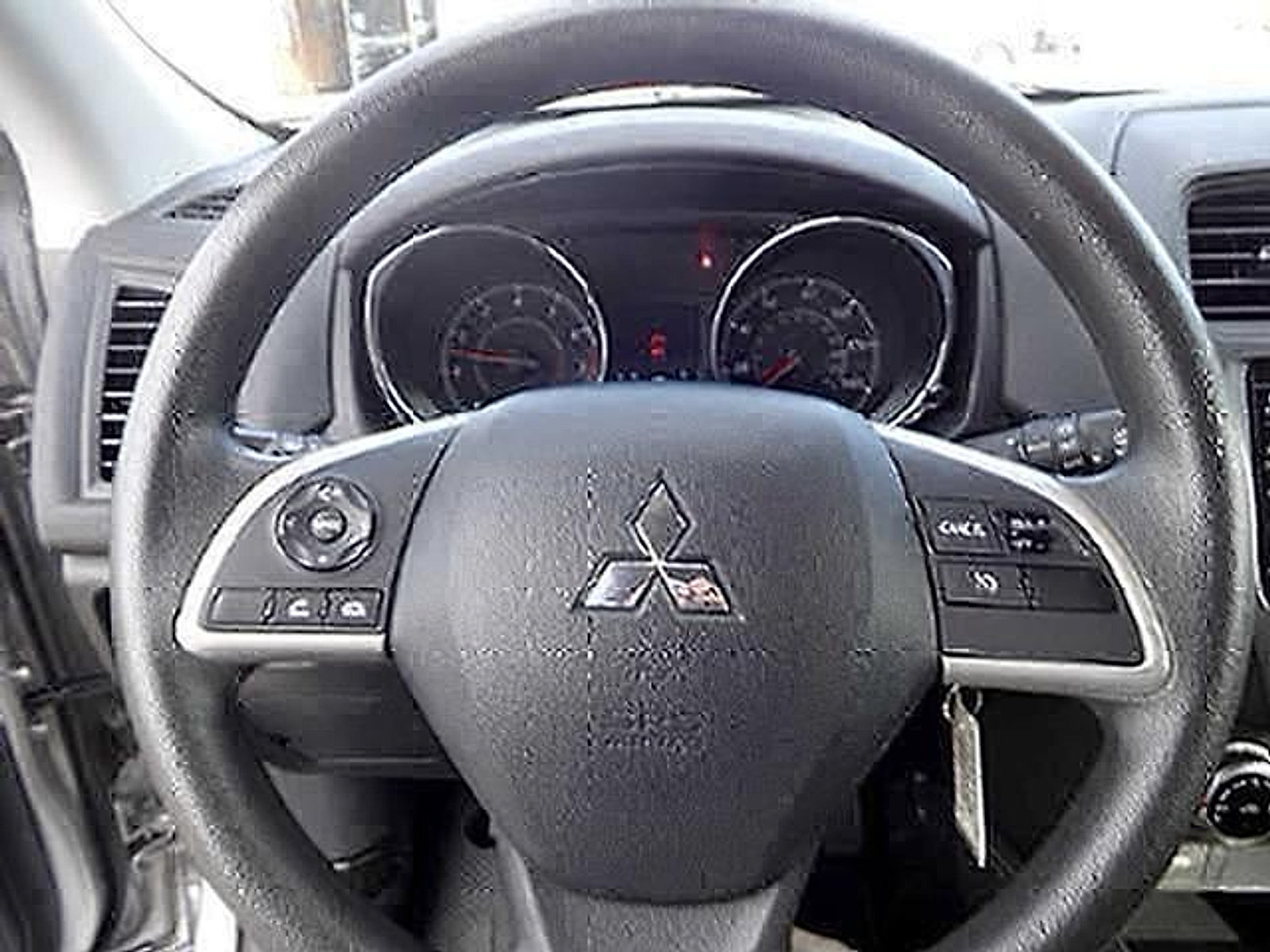 Used 2024 Mitsubishi Outlander Sport ES AWD/4WD image 7