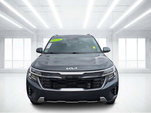 Used 2024 Kia Seltos SX image 8