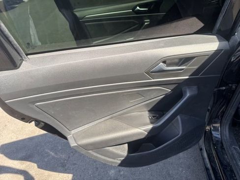 Used 2021 Volkswagen Jetta R-Line image 24