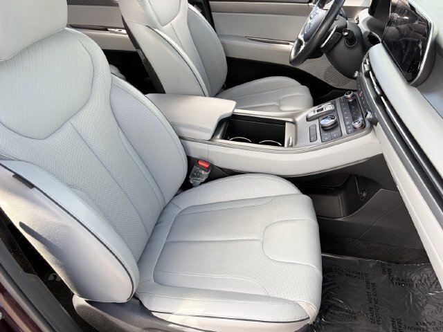 Used 2024 Hyundai Palisade SEL FWD image 11