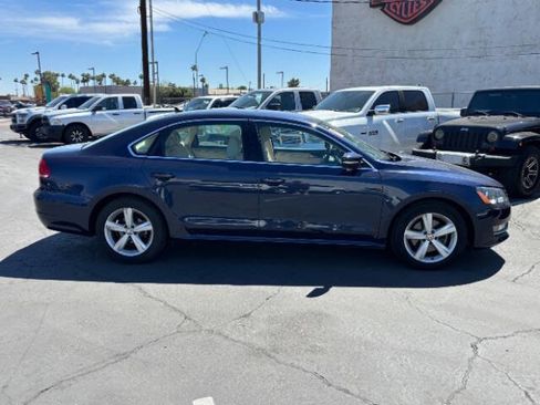 Used 2015 Volkswagen Passat 1.8T Limited Edition FWD image 2