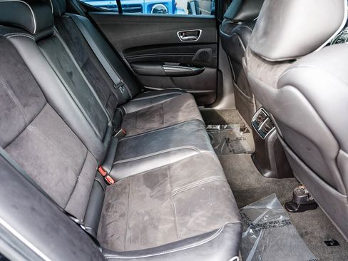 Used 2018 Acura TLX V6 w/ Technology & A-SPEC Pkg image 18