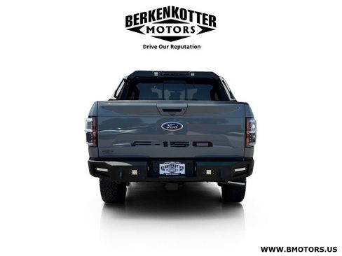 Used 2019 Ford F150 Lariat w/ Equipment Group 502A Luxury AWD/4WD image 4