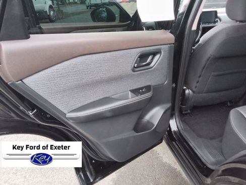 Used 2021 Nissan Rogue S FWD image 15