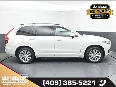 Used 2016 Volvo XC90 T6 Momentum w/ Protection Package Plus image 2