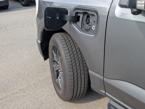 Certified 2025 Ford F150 Lightning Flash AWD/4WD image 13