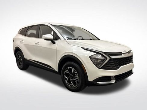 Certified 2023 Kia Sportage LX AWD/4WD image 3