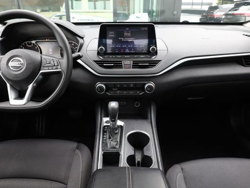 Used 2022 Nissan Altima 2.5 SV FWD image 21