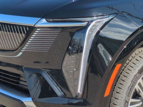 New 2026 Cadillac Escalade IQL Luxury image 17