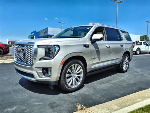 Certified 2021 GMC Yukon Denali w/ Denali Ultimate Package AWD/4WD image 1