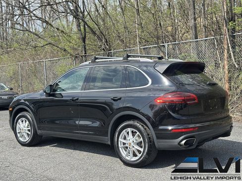 Used 2016 Porsche Cayenne image 8