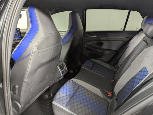Used 2025 Volkswagen Golf R Black Edition AWD/4WD image 19