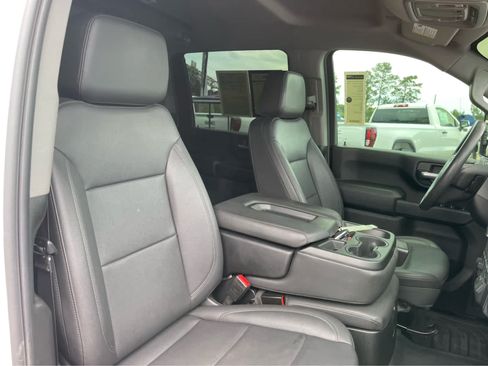 Used 2024 GMC Sierra 2500 Pro AWD/4WD image 24