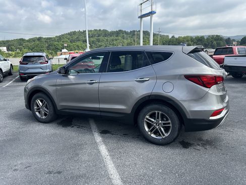 Used 2017 Hyundai Santa Fe Sport AWD/4WD image 7