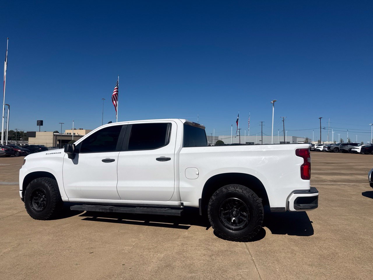 Used 2021 Chevrolet Silverado 1500 Custom RWD image 16