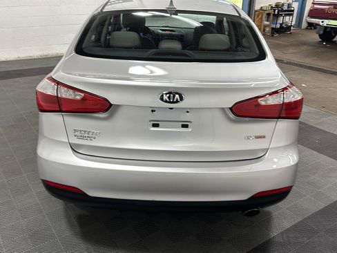 Used 2014 Kia Forte EX FWD image 5