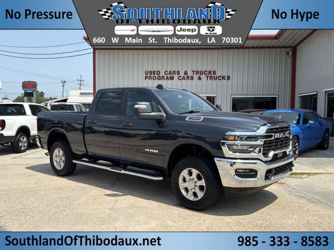 Used 2026 RAM 2500 Big Horn AWD/4WD image 1