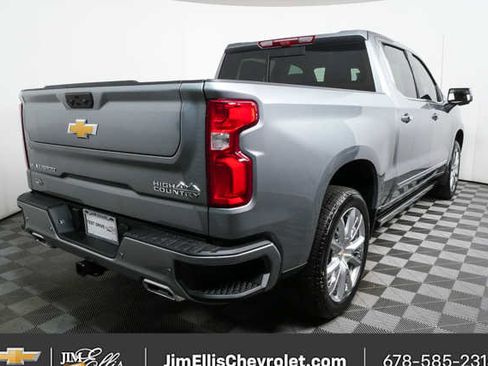 New 2026 Chevrolet Silverado 1500 High Country AWD/4WD image 3