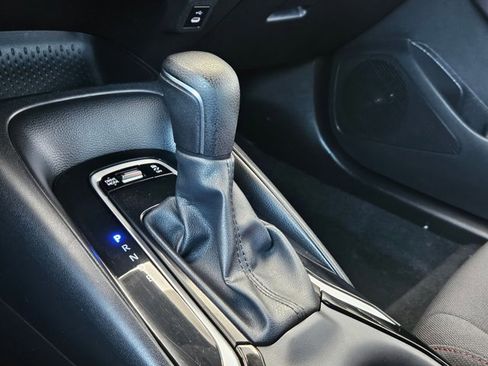 Used 2024 Toyota Corolla SE image 13